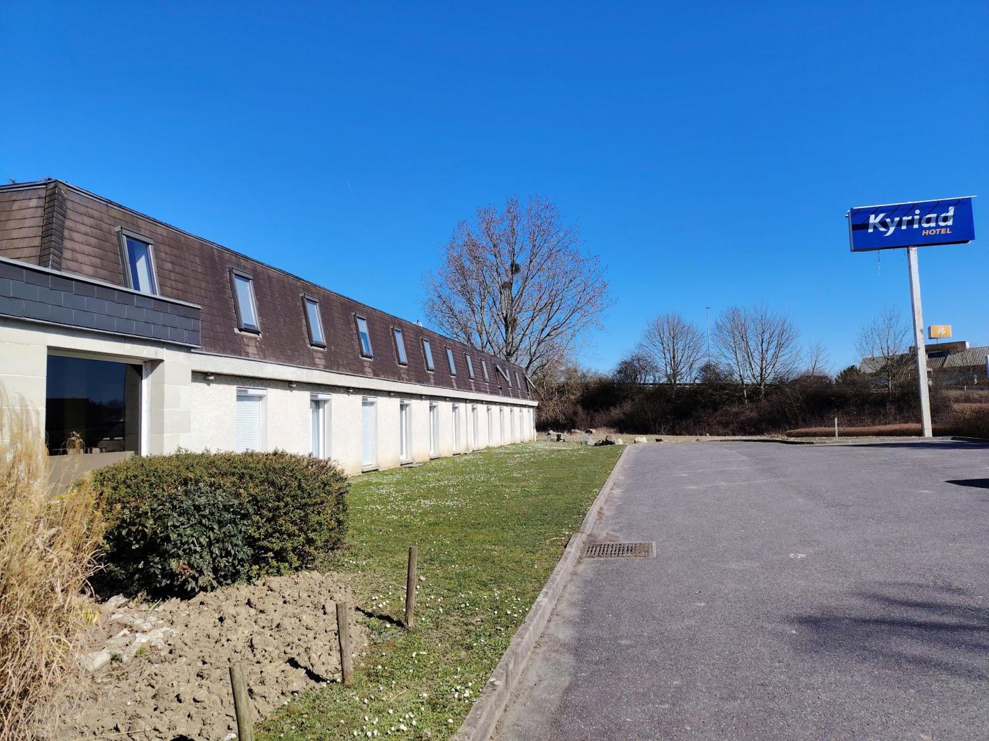 Kyriad Laon Buitenkant foto